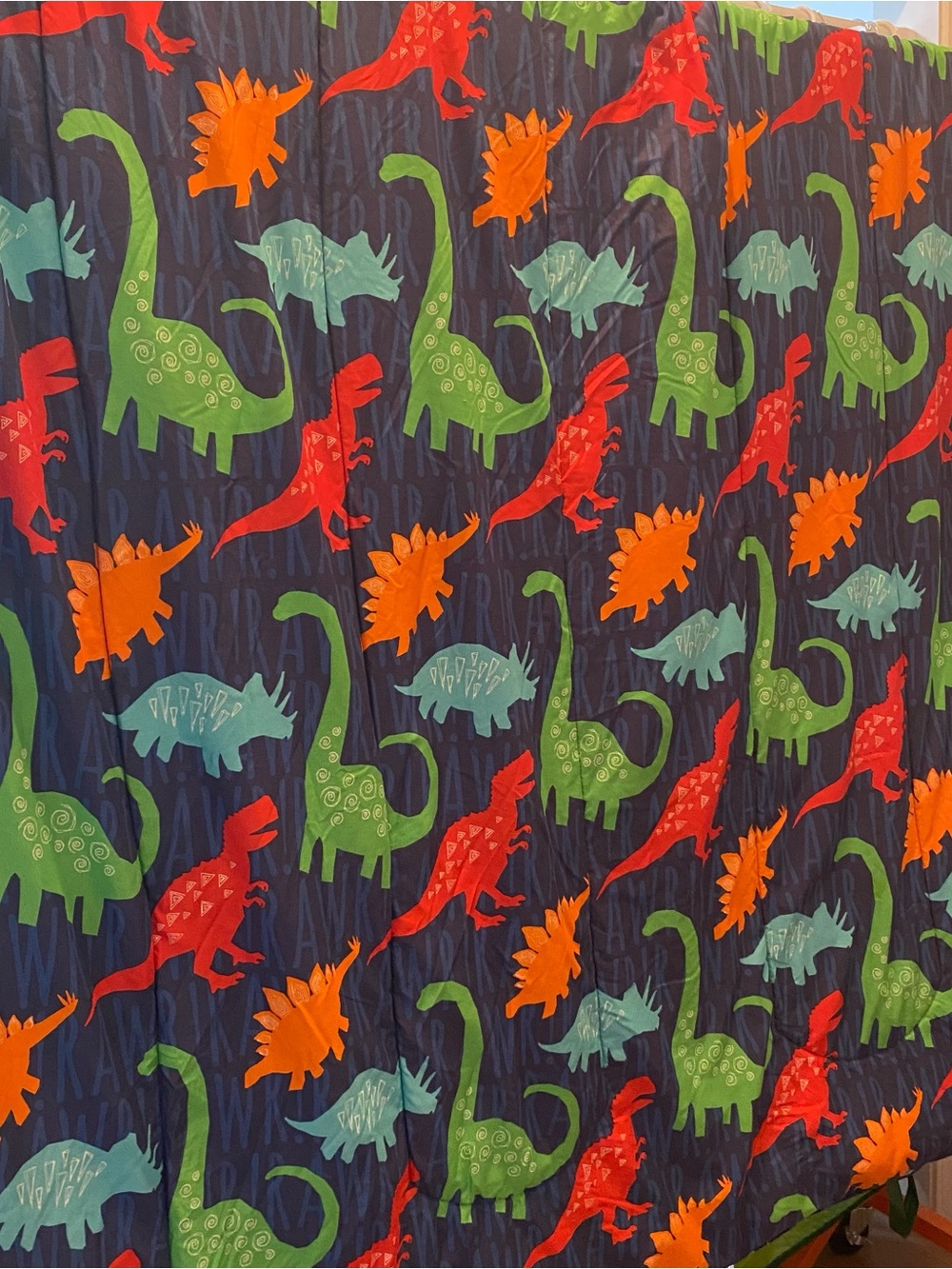 Twin comforter